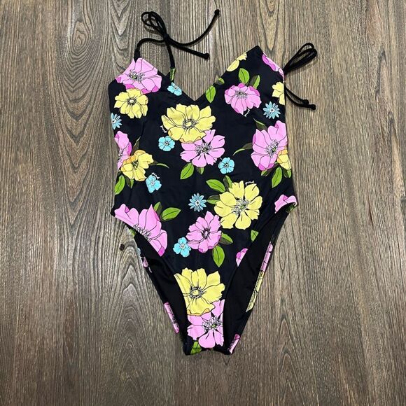 PINK Victoria's Secret Other - NWOT PINK Victoria's Secret One Piece Swimsuit Floral V-Neck Black Multi Medium